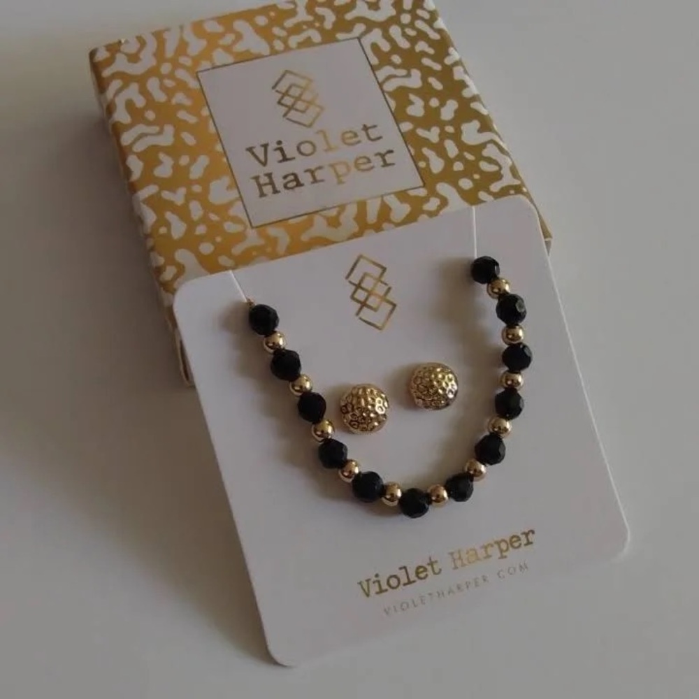 Violet Harper earring and necklace set NWT